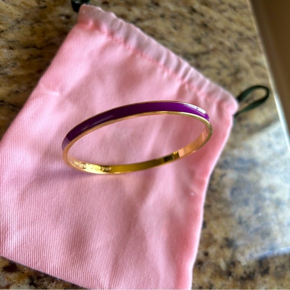 Kate Spade ♠️ New York Gold-Tone Purple "Gild The Lily" Idiom Bangle - Picture 3 of 4